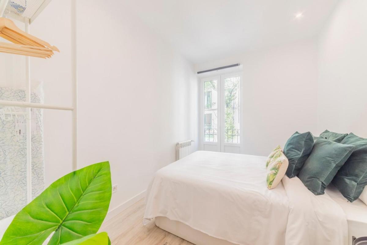 Encantador Apartamento Atocha Madrid Eksteriør billede