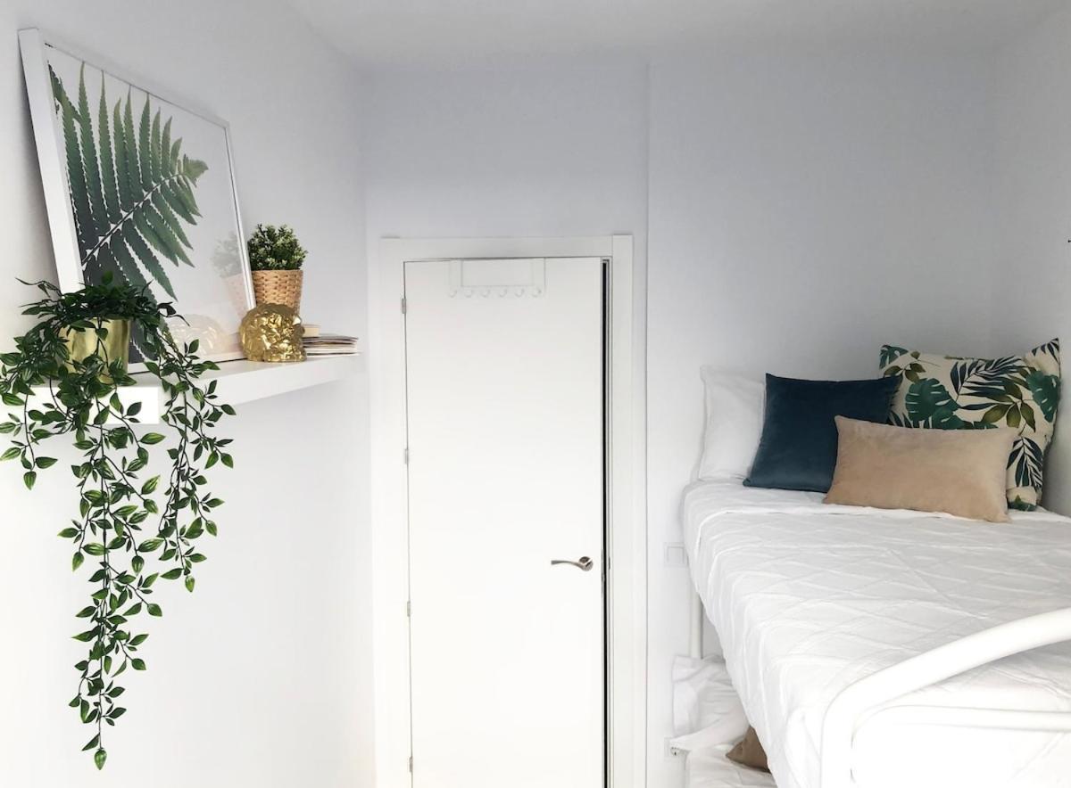 Encantador Apartamento Atocha Madrid Eksteriør billede