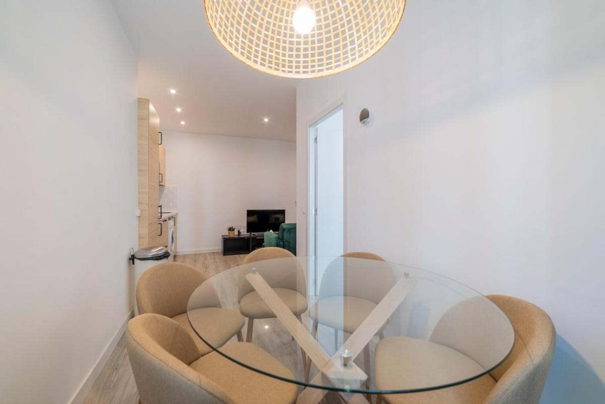 Encantador Apartamento Atocha Madrid Eksteriør billede